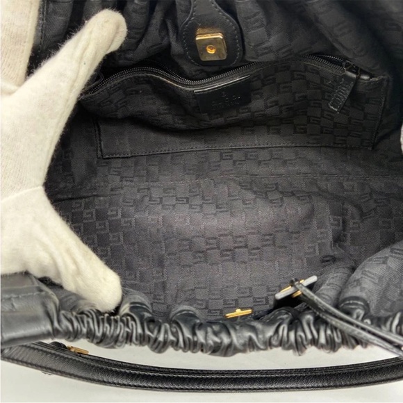 Gucci Tom Ford Black Leather Shoulder Bag - Picture 9 of 14